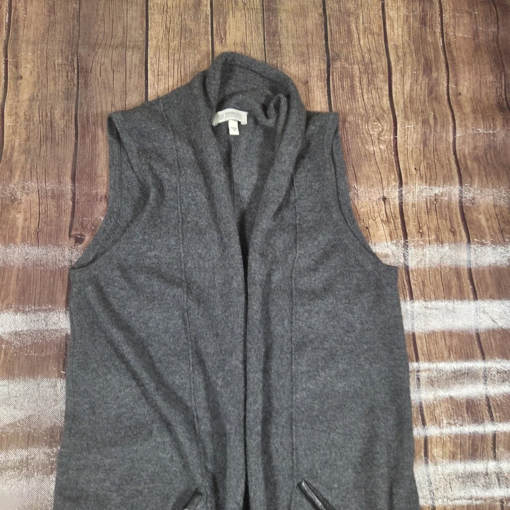 Kinross cashmere sweater
